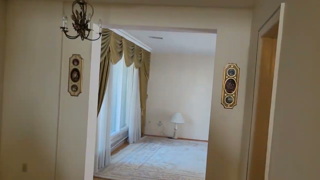 Never Again Holocaust Story