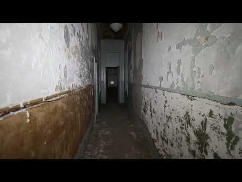 Exploring the abandoned London Asylum for the Insane in London, Ontario