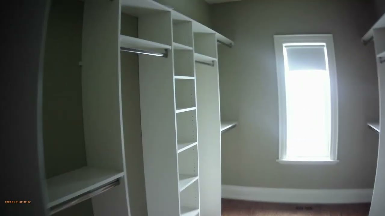 3 Vacant Mansions on the same street (Ontario, Canada)