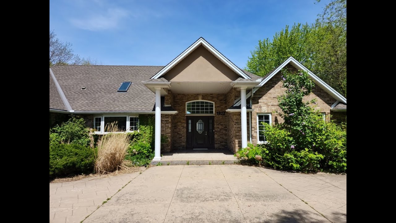 Abandoned Swamp Gas House in Southern Ontario - To be demolished
