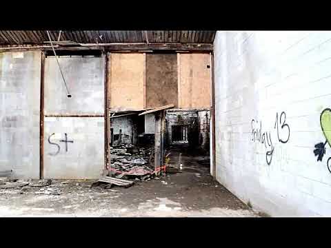 Exploring the abandond Burgess Battery factory in Niagara Falls, Ontario
