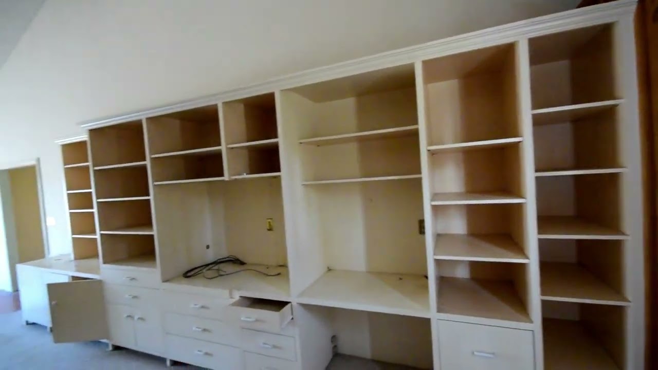 Exploring the Moldy Pool Table House in King, Ontario