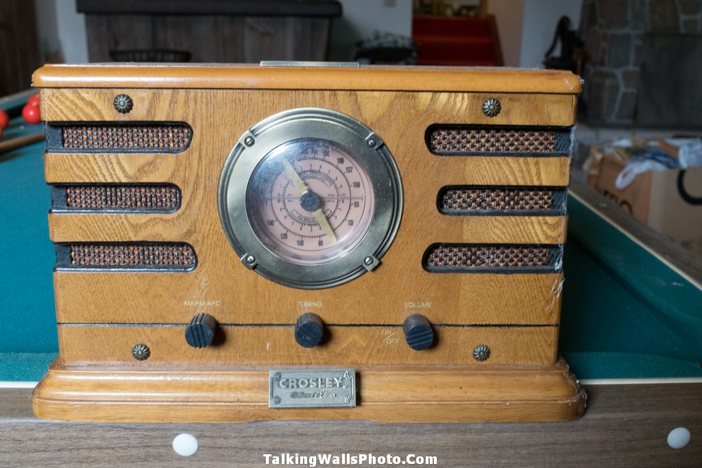 clock maker time capsule house - abandoned and everything left behind in Ontario