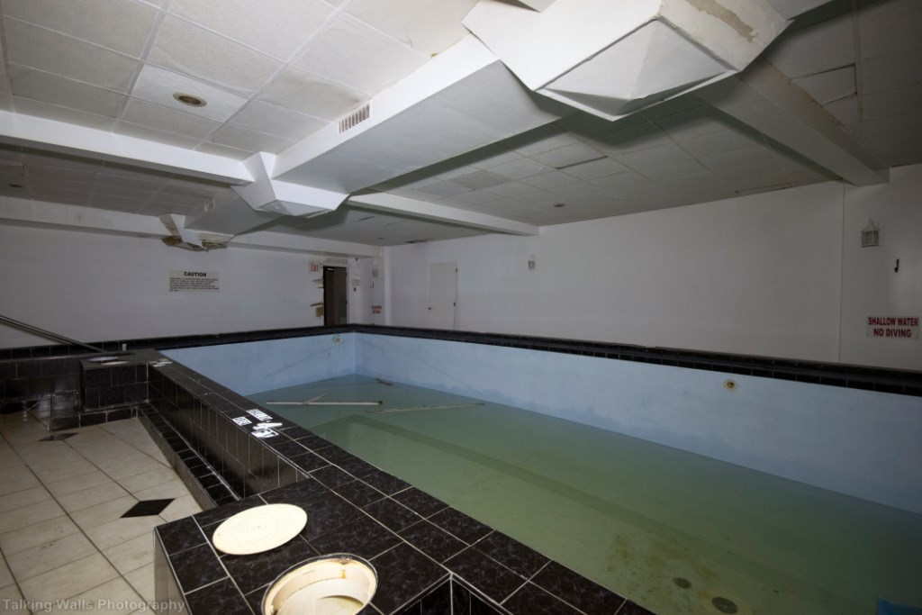 Ambassador Hotel Sudbury indoor pool