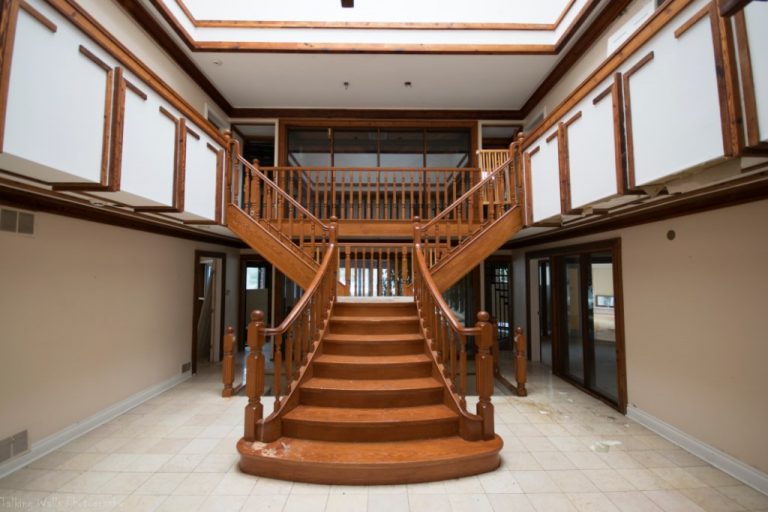 The Titanic Staircase Mansion