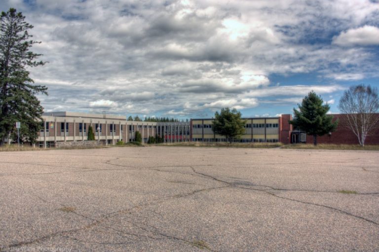 Almaguin Highlands Secondary School (AHSS)