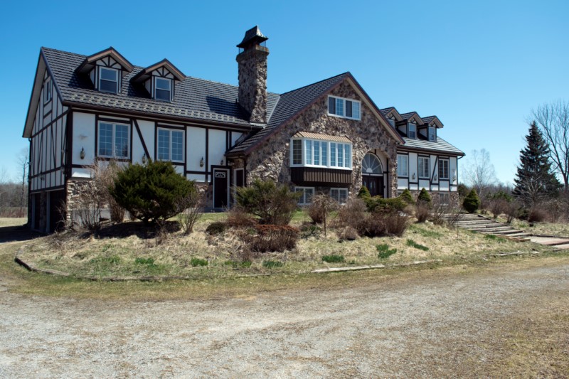 Read more about the article Everything Under Wraps Mansion