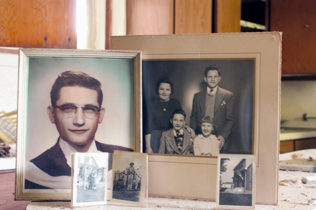Read more about the article 1968 Country Time Capsule House