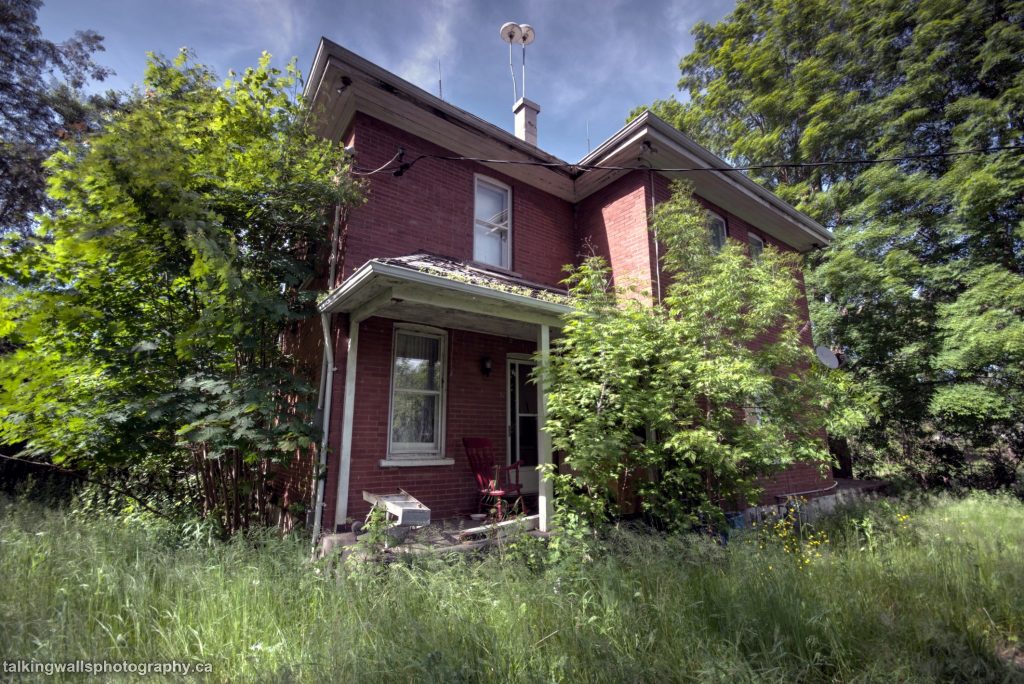 thames centre time capsule house