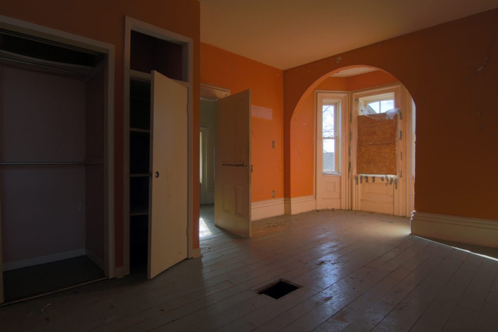 gordons victorian farm house abandoned ontario