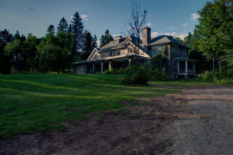 Ogilvie Mansion in Quebec