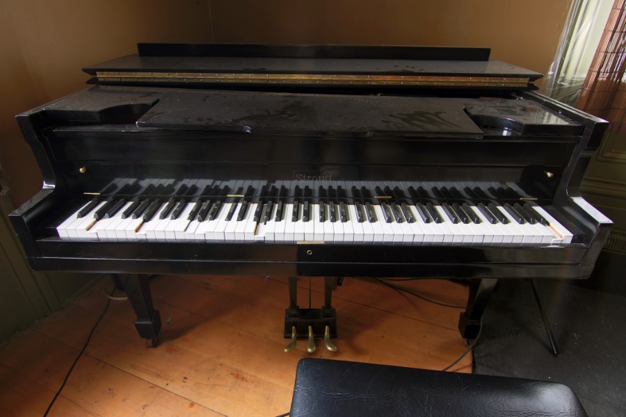 Exploring the Music Maker House in Ontario