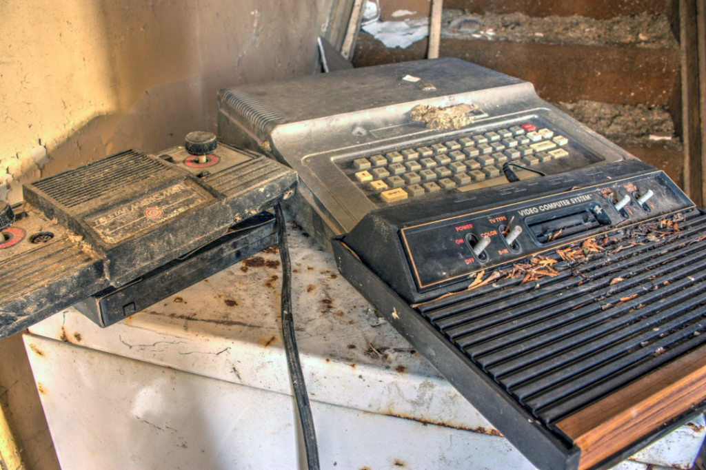 abandoned computer house