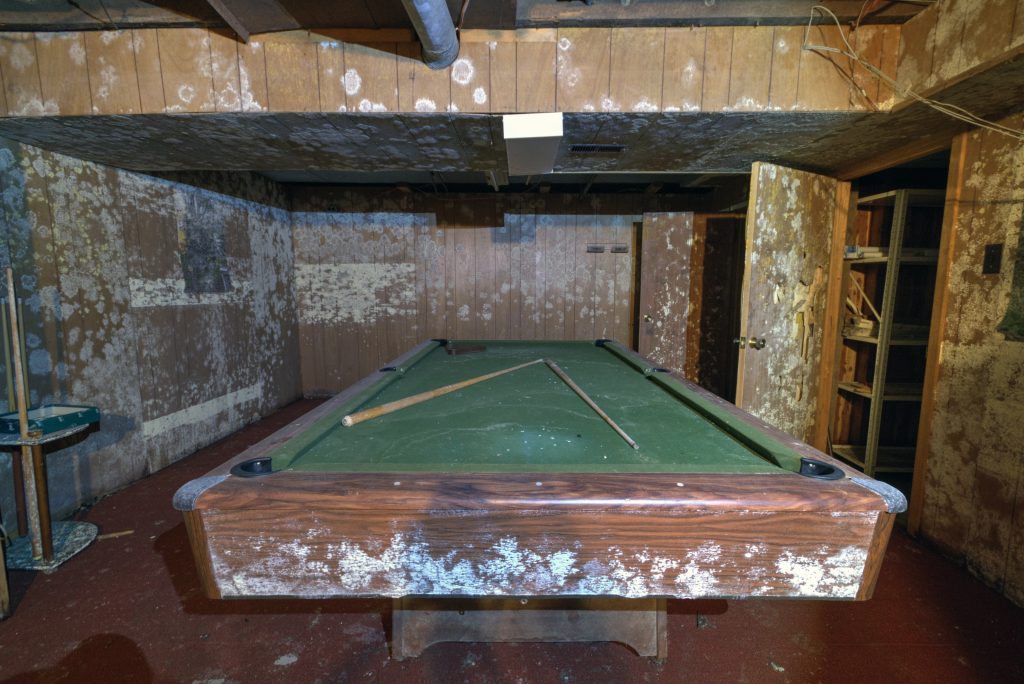 abandoned moldy pool table house king ontario
