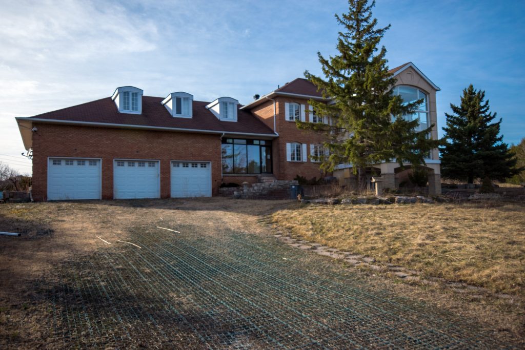 toronto abandoned marijuana grow op mansion