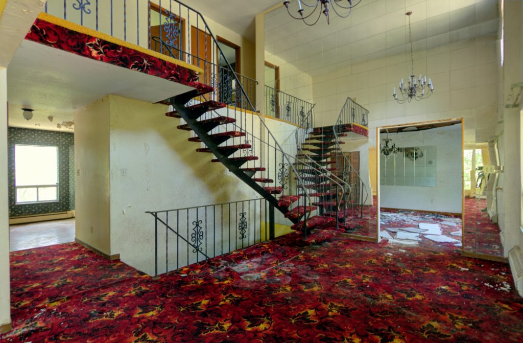 Read more about the article Sweating to the Moldies House (London, Ontario)