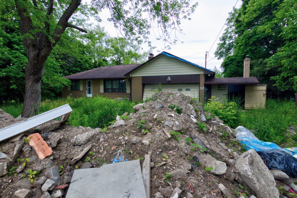 markham ontario abandoned house