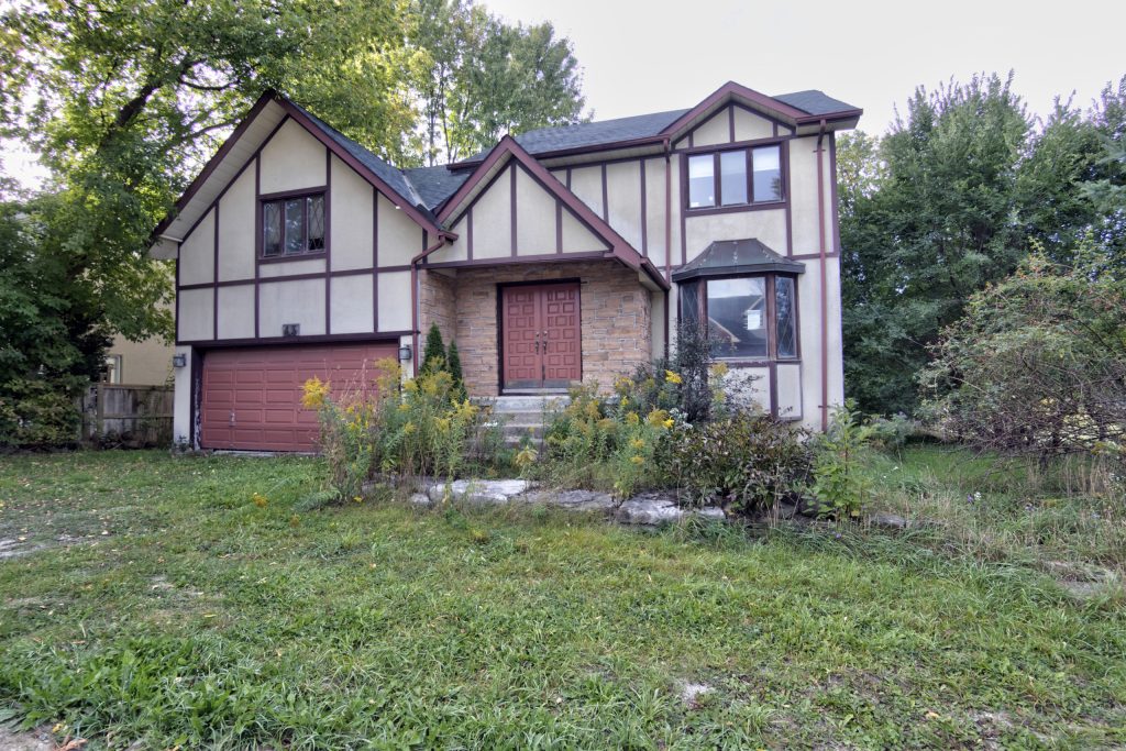 Read more about the article Kleinburg House