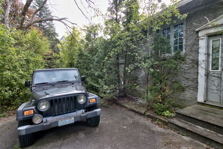 Jeep Rubicon House