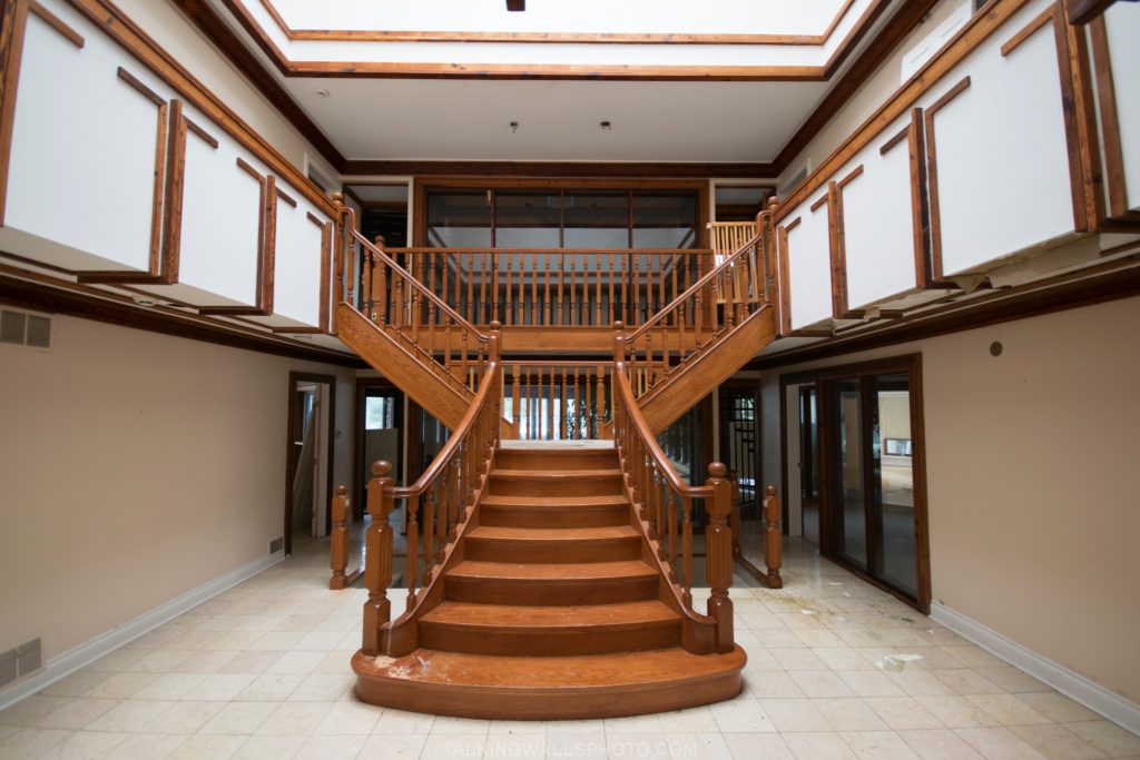 titanic staircase mansion