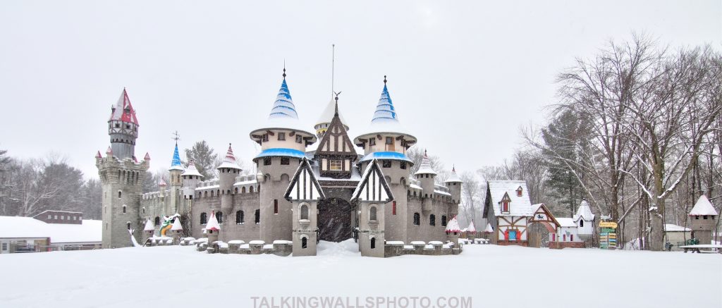 Castle Village And Enchanted Kingdom
