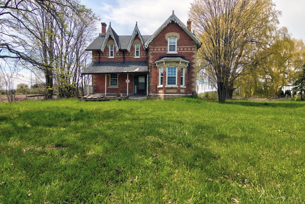 ontario abandoned victorian house