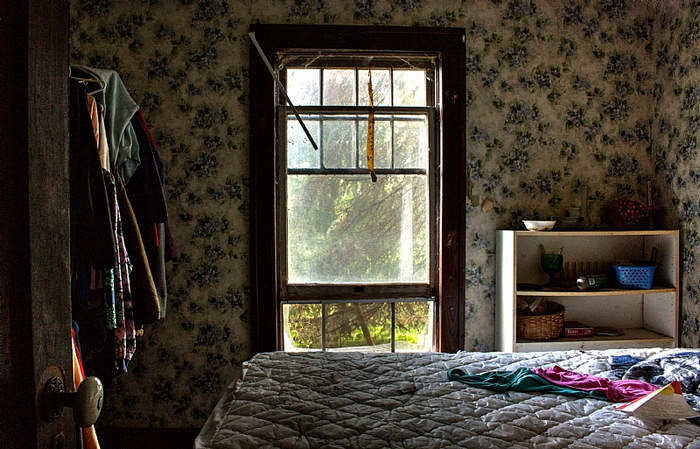 Angels Walk Among Us, abandoned house, Ontario Canada, urban exploring, abandoned photography