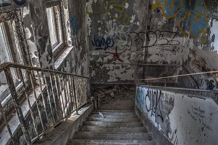 Sainte Clothilde de Horton Asylum, abandoned, Quebec, abandoned asylum, abandoned places, haunjted asylum, Quebec abandoned places, urban exploring, urbex, Quebec urbex
