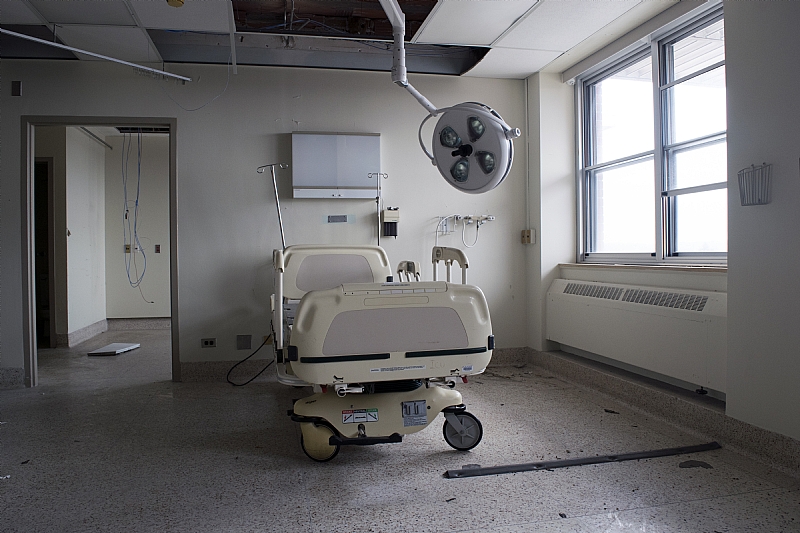 lone hospital bed - St. Catharines General Hospital