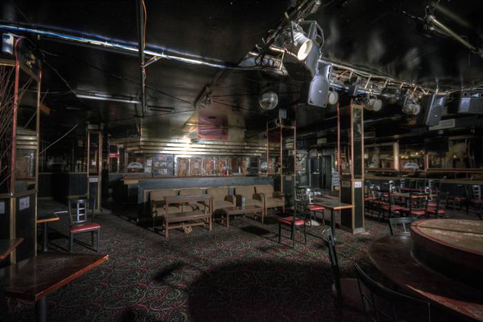 abandoned Caddy's Strip Club, abandoned ontario, strip bar, urban exploring, Ontario abandoned places, urbex, scarborough