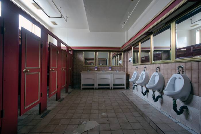 abandoned Caddy's Strip Club, abandoned ontario, strip bar, urban exploring, Ontario abandoned places, urbex, scarborough