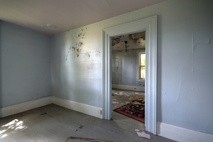 abandoned bed and breakfast